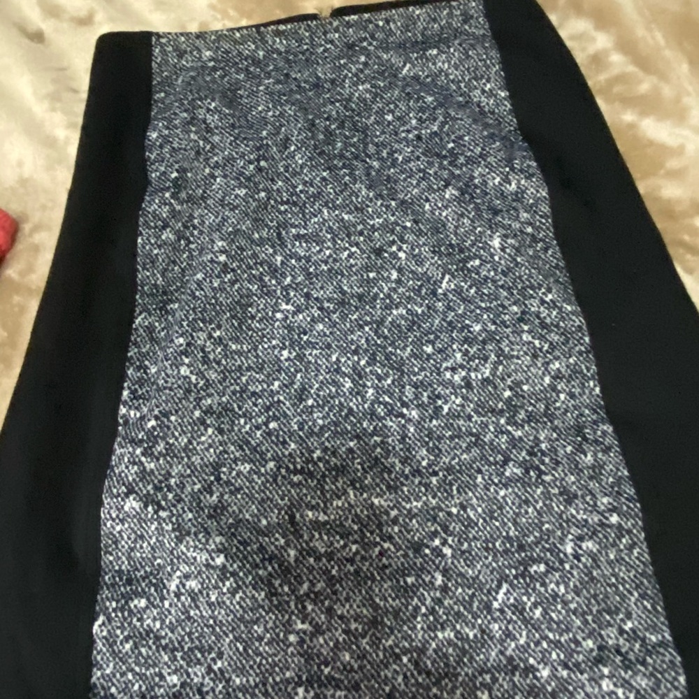 Michael Kors  stretchy skirt. . Pre owned.